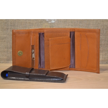 Portfel skórzany brązowy męski  z andyjskim etnicznym haftem.